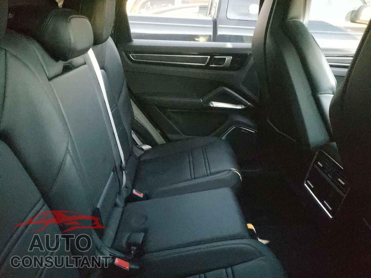 PORSCHE CAYENNE 2021 - WP1BF2AY1MDA51303