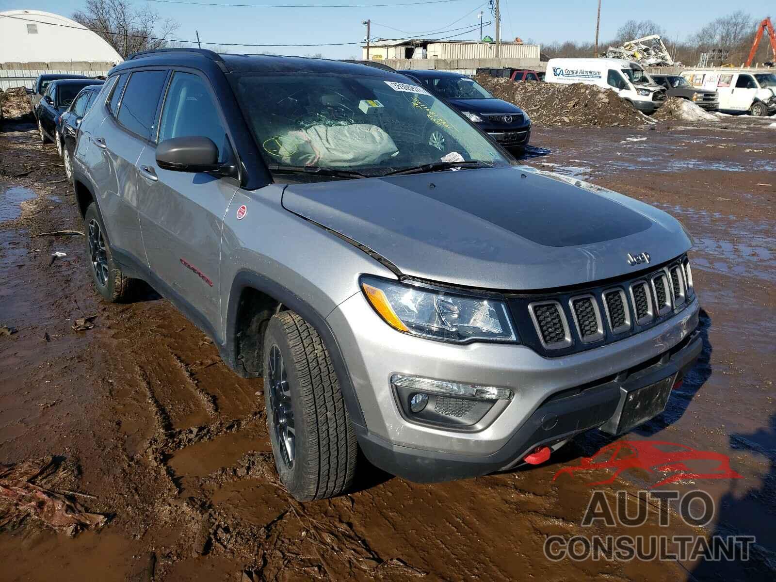 JEEP COMPASS 2019 - 3C4NJDDB2KT759857