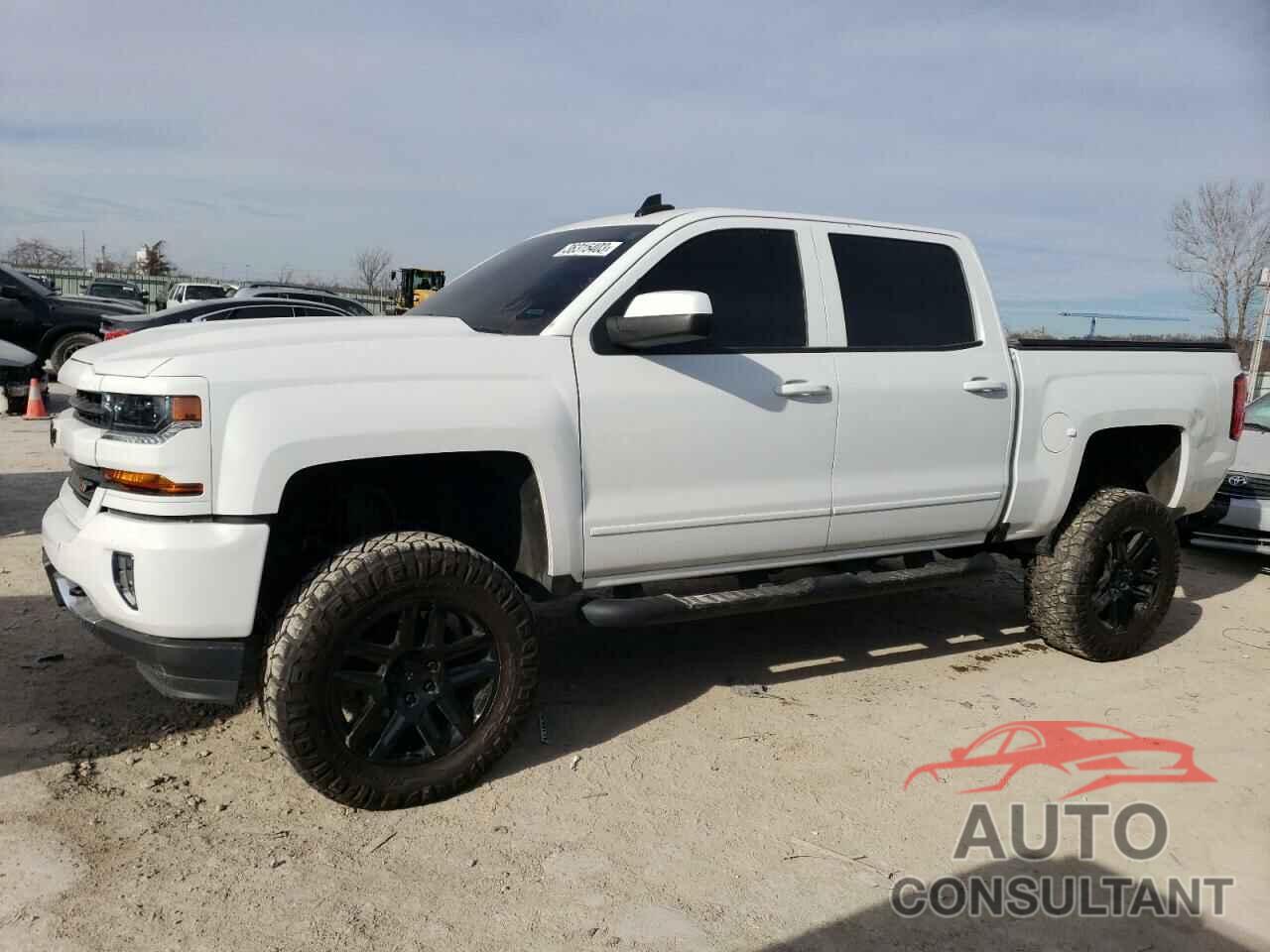 CHEVROLET SILVERADO 2018 - 3GCUKREC2JG526582