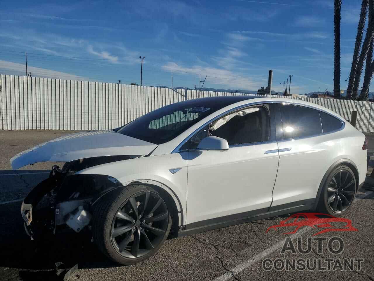 TESLA MODEL X 2016 - 5YJXCAE2XGF002162