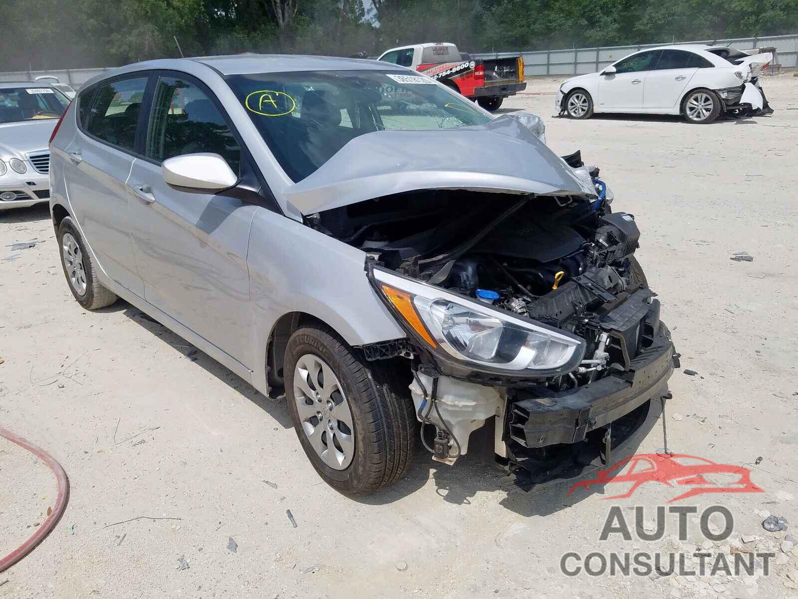 HYUNDAI ACCENT 2017 - KMHCT5AE5HU312309