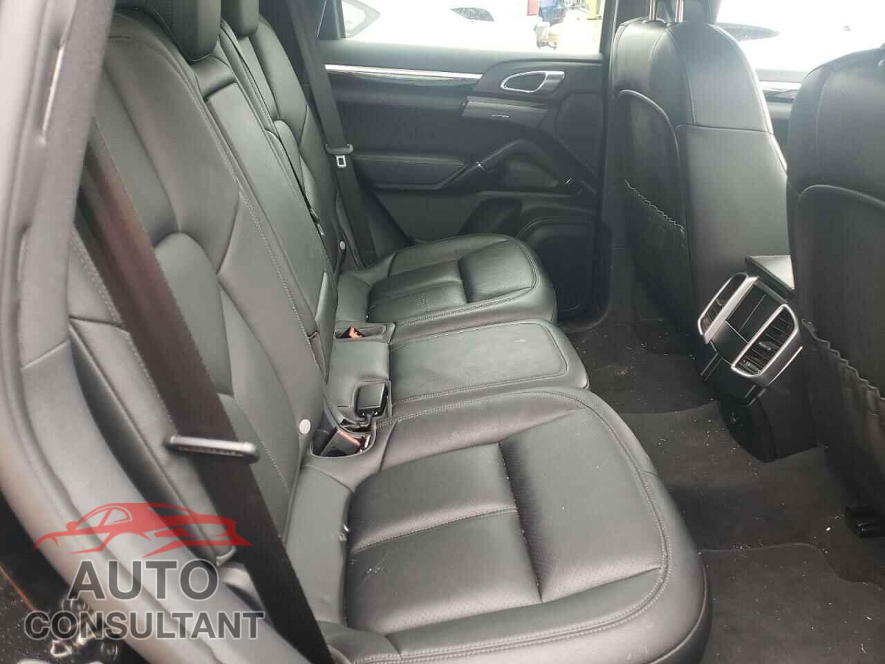 PORSCHE CAYENNE 2016 - WP1AA2A2XGKA12666