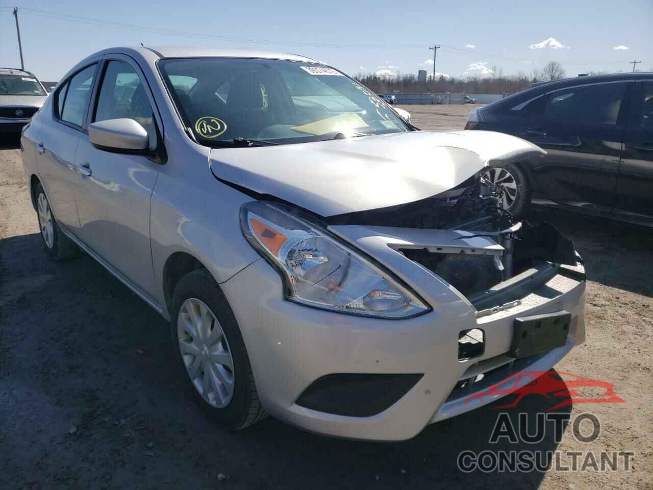 NISSAN VERSA 2019 - 3N1CN7APXKL868549