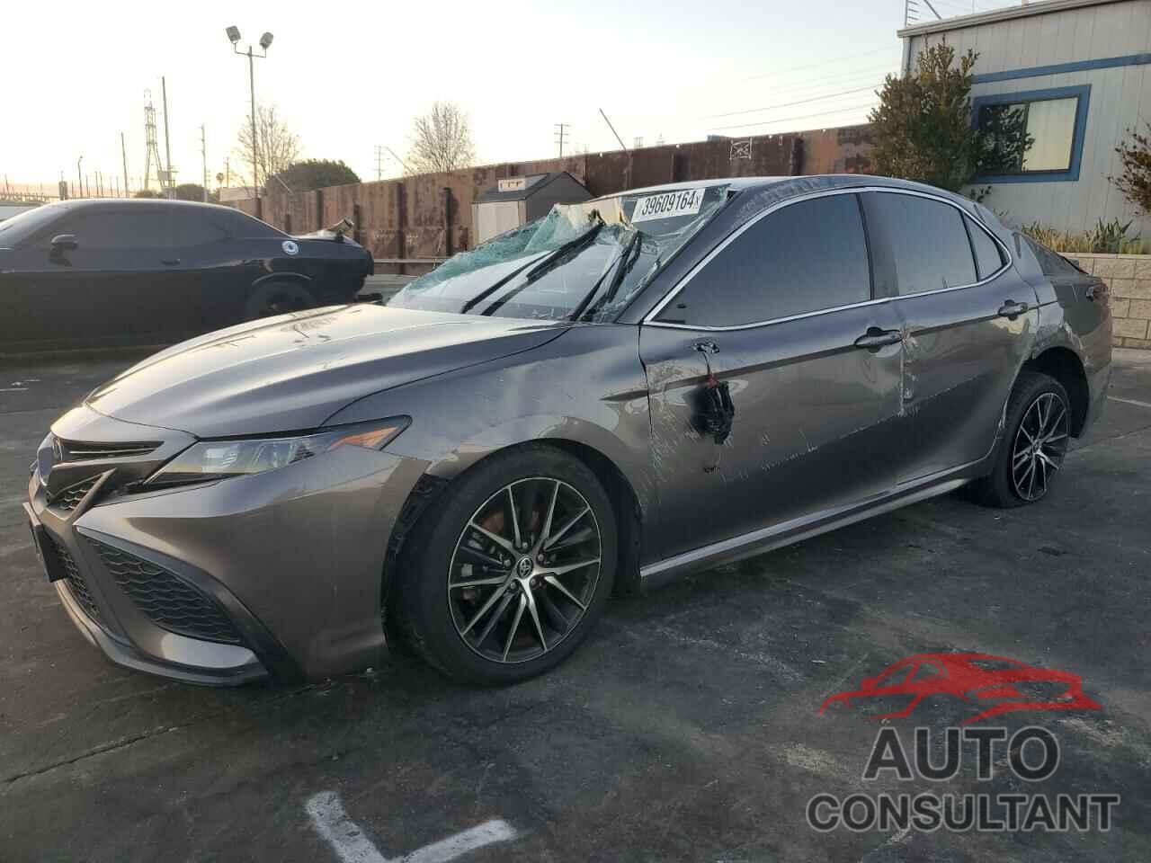 TOYOTA CAMRY 2021 - 4T1G11AK0MU540069