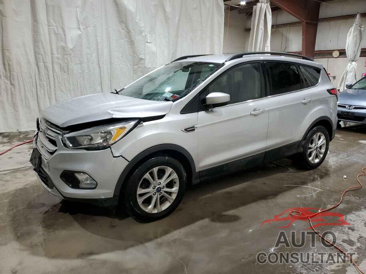 FORD ESCAPE 2018 - 1FMCU0GD3JUA39682