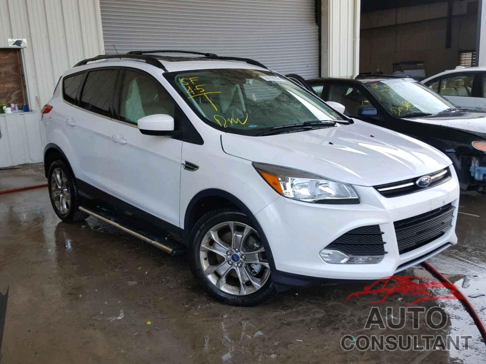 FORD ESCAPE 2016 - 1FMCU0G99GUC18927