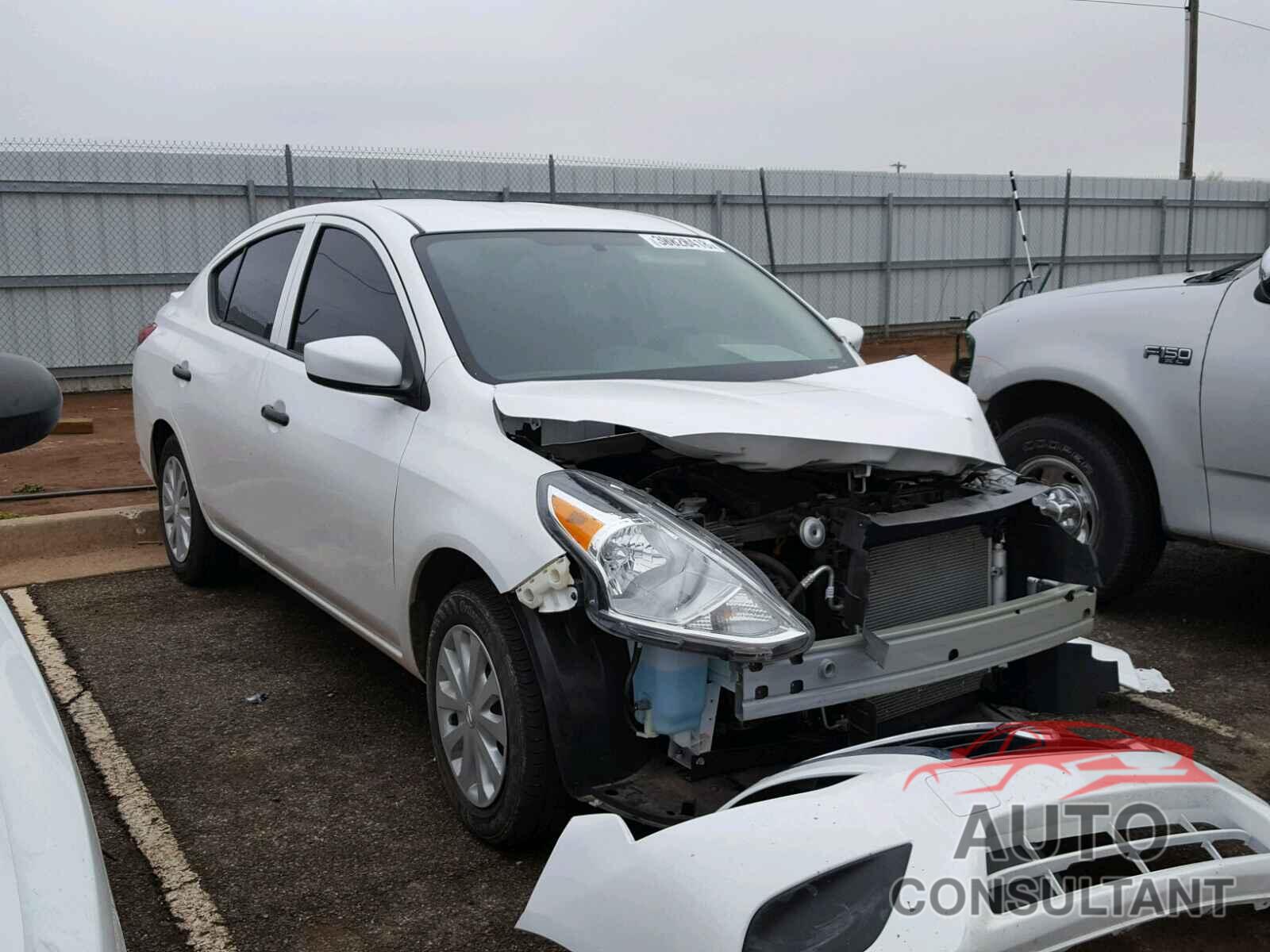 NISSAN VERSA 2017 - 3N1CN7AP5HL824953
