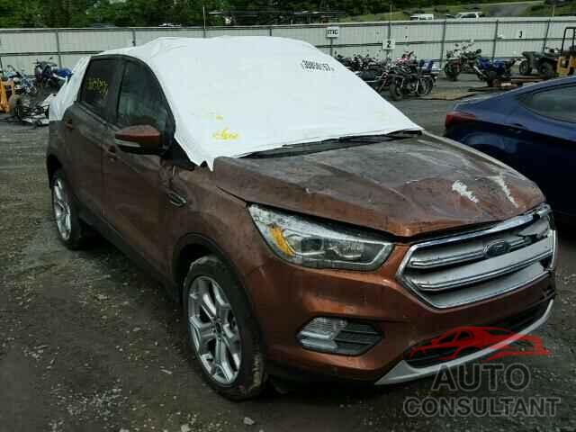 FORD ESCAPE 2017 - 1FMCU9J96HUA78124