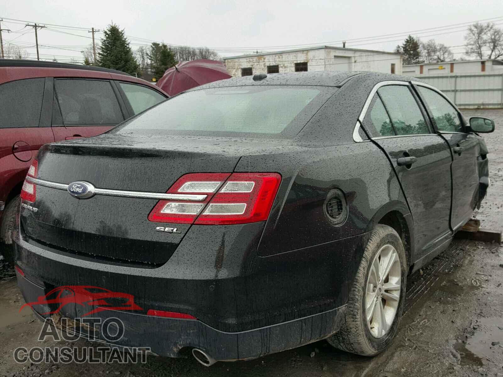 FORD TAURUS 2015 - 1FAHP2E83FG160193