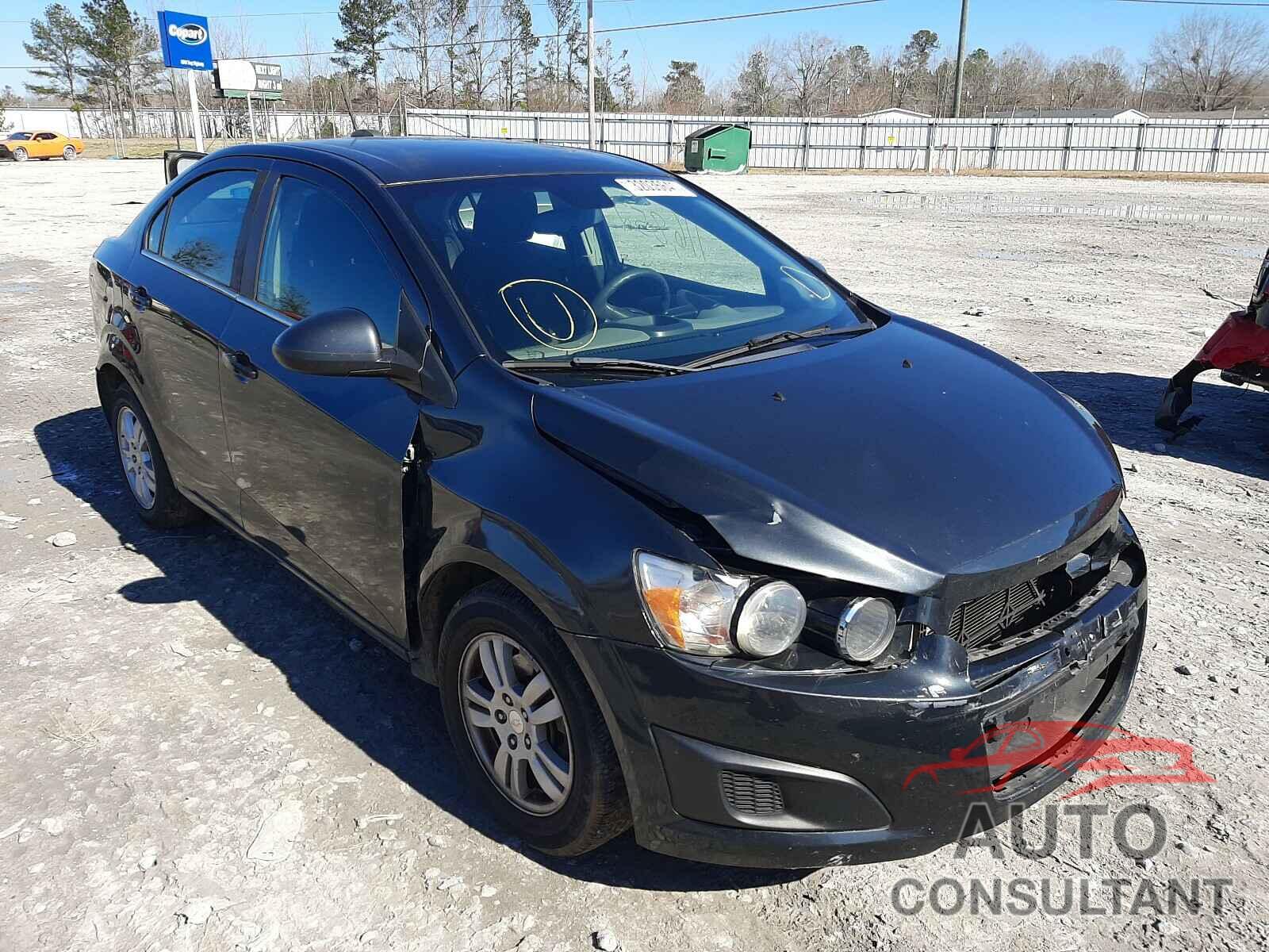 CHEVROLET SONIC 2015 - KMHE34L31HA076063