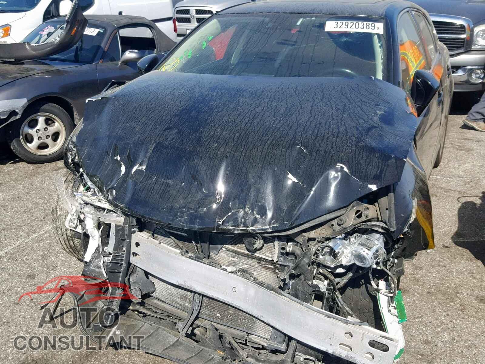 LEXUS CT 200 2015 - JTHKD5BH4F2215163