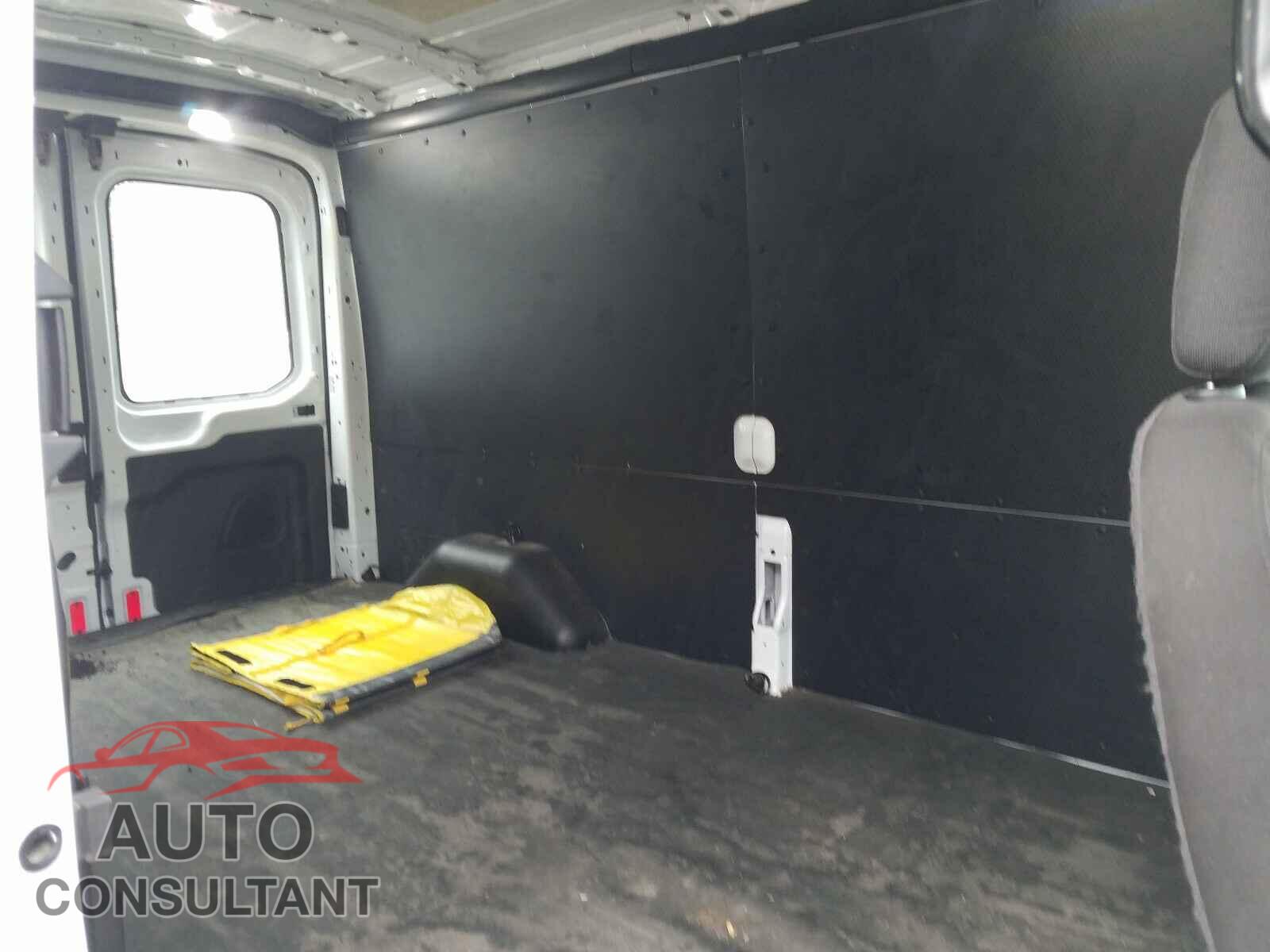 FORD TRANSIT CO 2019 - 1FTYR2CM4KKB08132