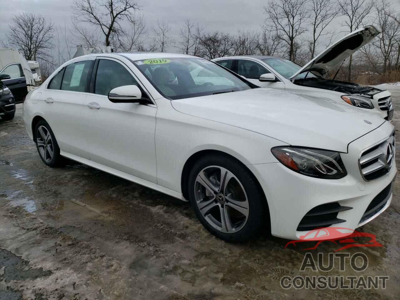 MERCEDES-BENZ E-CLASS 2019 - WDDZF4KB4KA517476