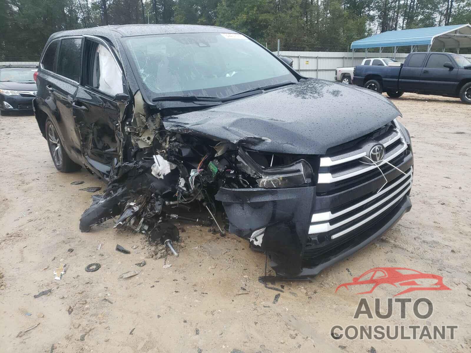 TOYOTA HIGHLANDER 2019 - 5TDZZRFH0KS332163