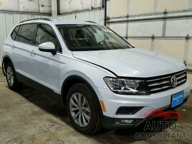 VOLKSWAGEN TIGUAN 2018 - 3VV0B7AX7JM016128