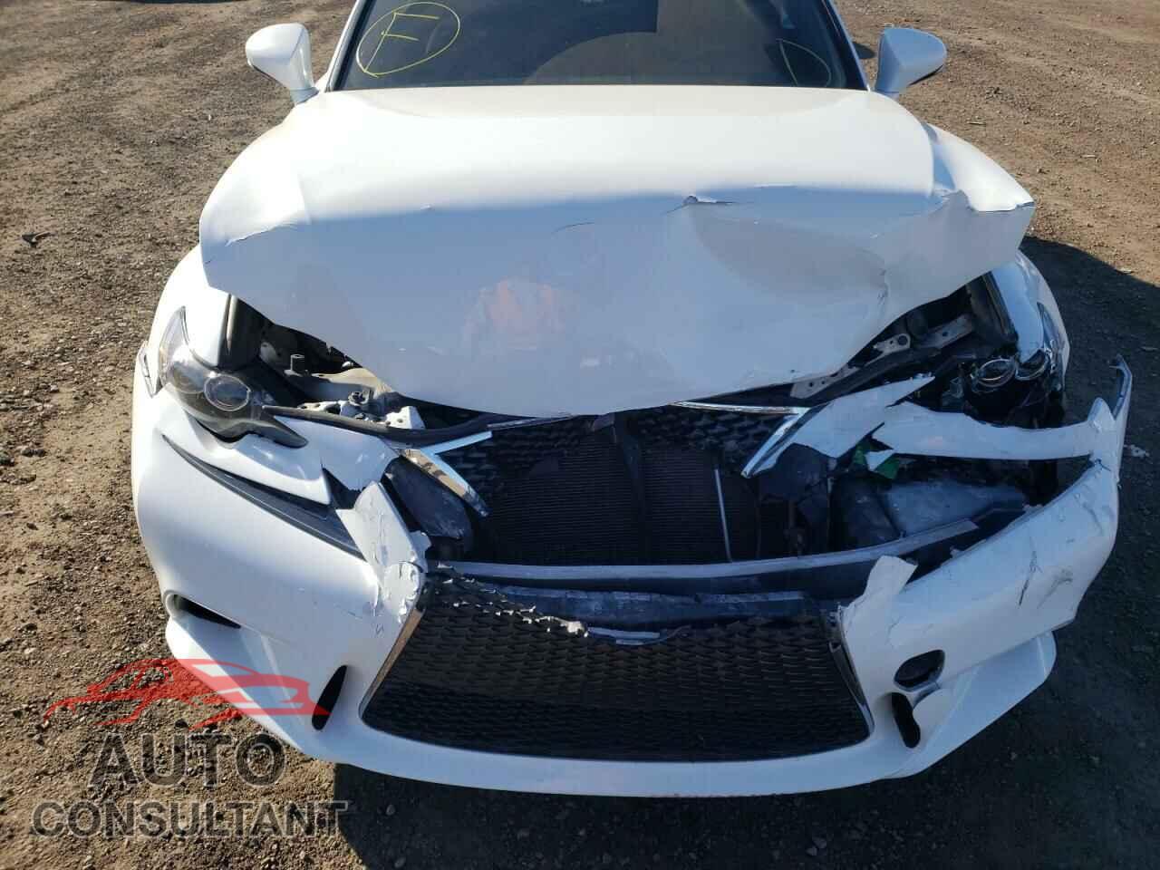 LEXUS IS 2016 - JTHBA1D28G5024498