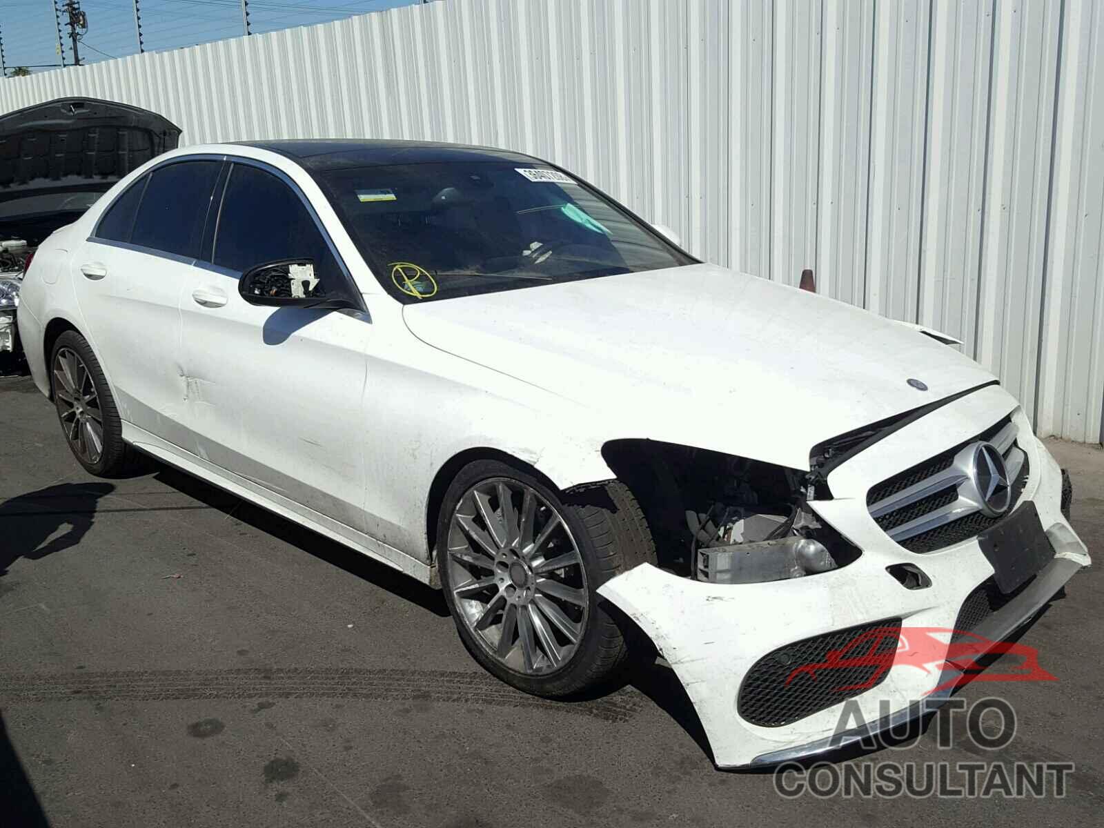 MERCEDES-BENZ C300 2016 - 55SWF4JB9GU110040