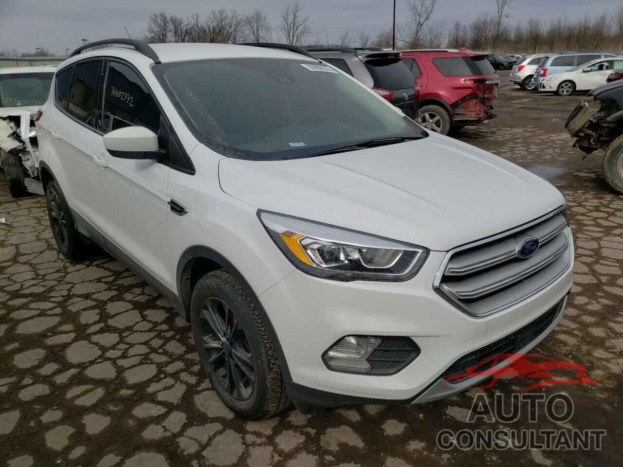 FORD ESCAPE 2018 - 1FMCU9HD3JUD18486