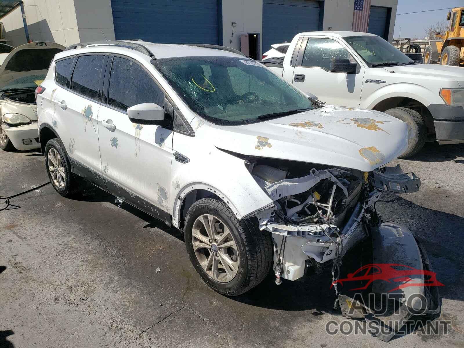 FORD ESCAPE 2017 - 1FMCU0GD2HUB40450