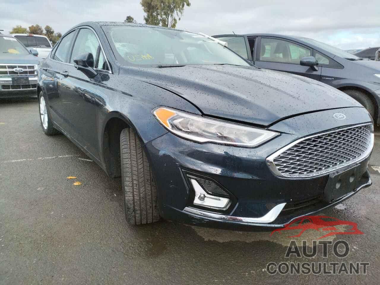 FORD FUSION 2020 - 3FA6P0SU8LR257083