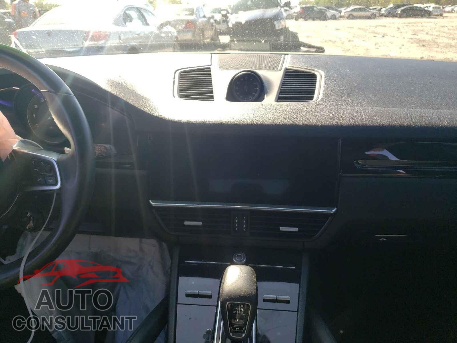 PORSCHE CAYENNE 2019 - WP1AB2AY9KDA60514