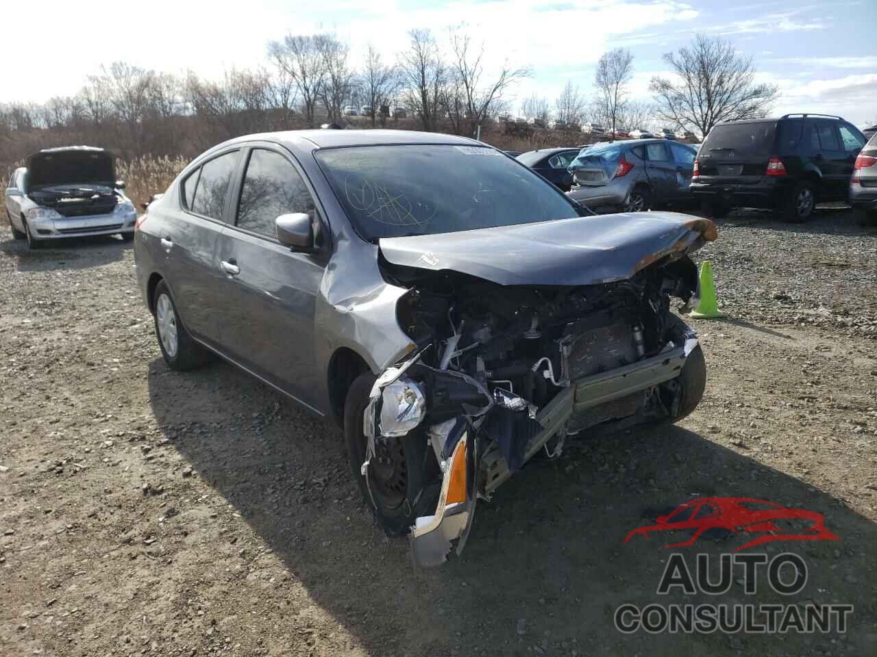 NISSAN VERSA 2018 - 3N1CN7AP2JL807999