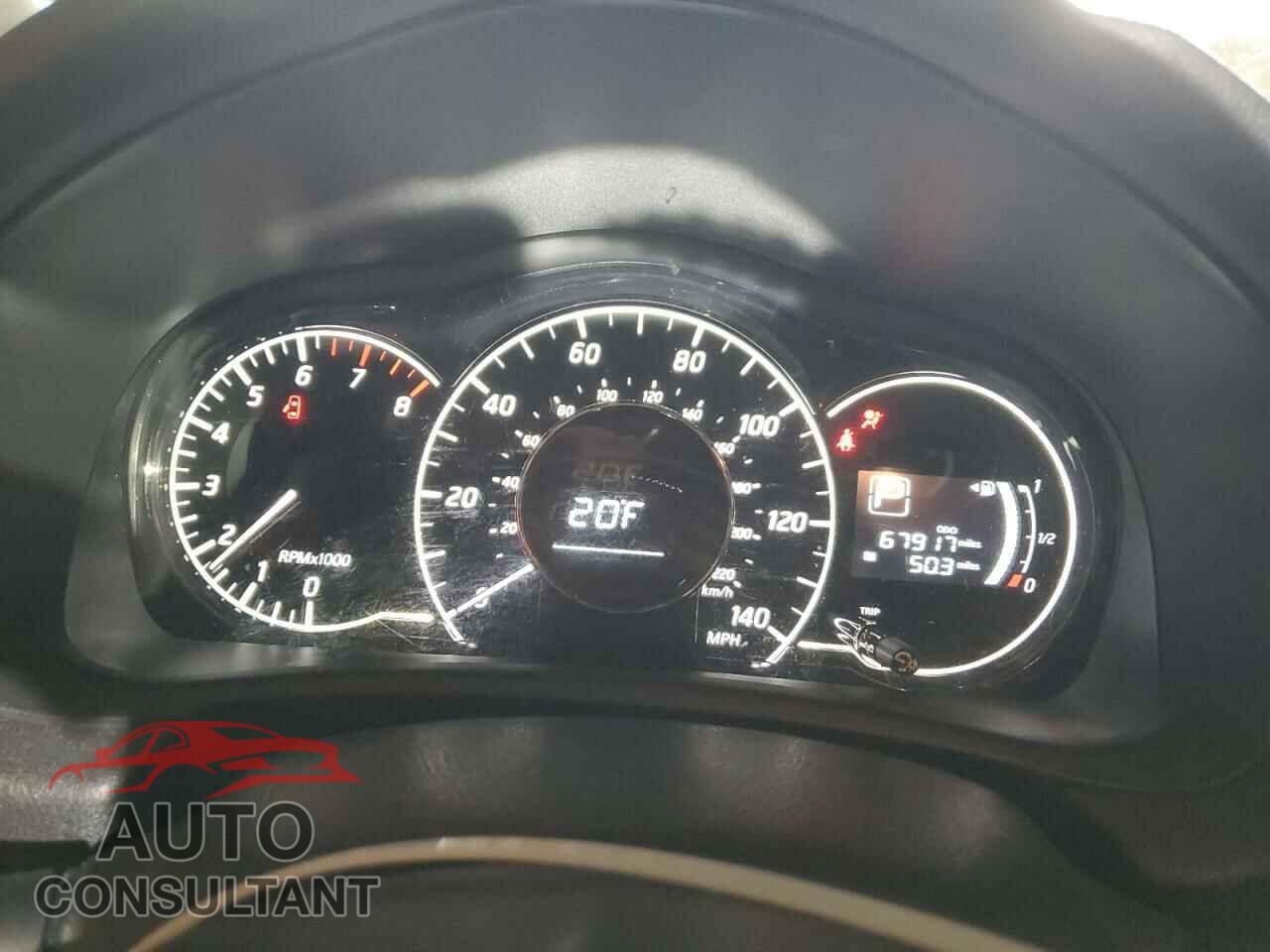 NISSAN VERSA 2017 - 3N1CE2CP3HL365955