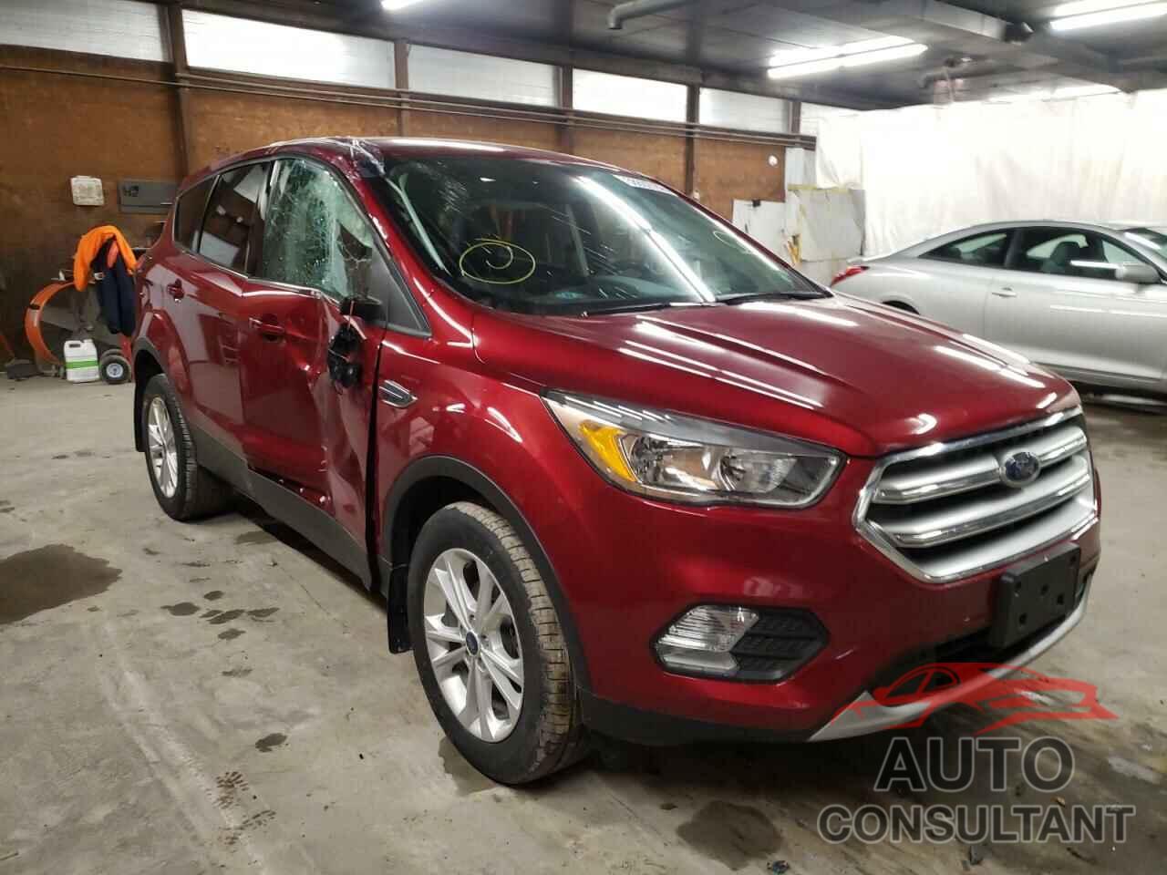 FORD ESCAPE 2017 - 1FMCU0GD5HUB20239