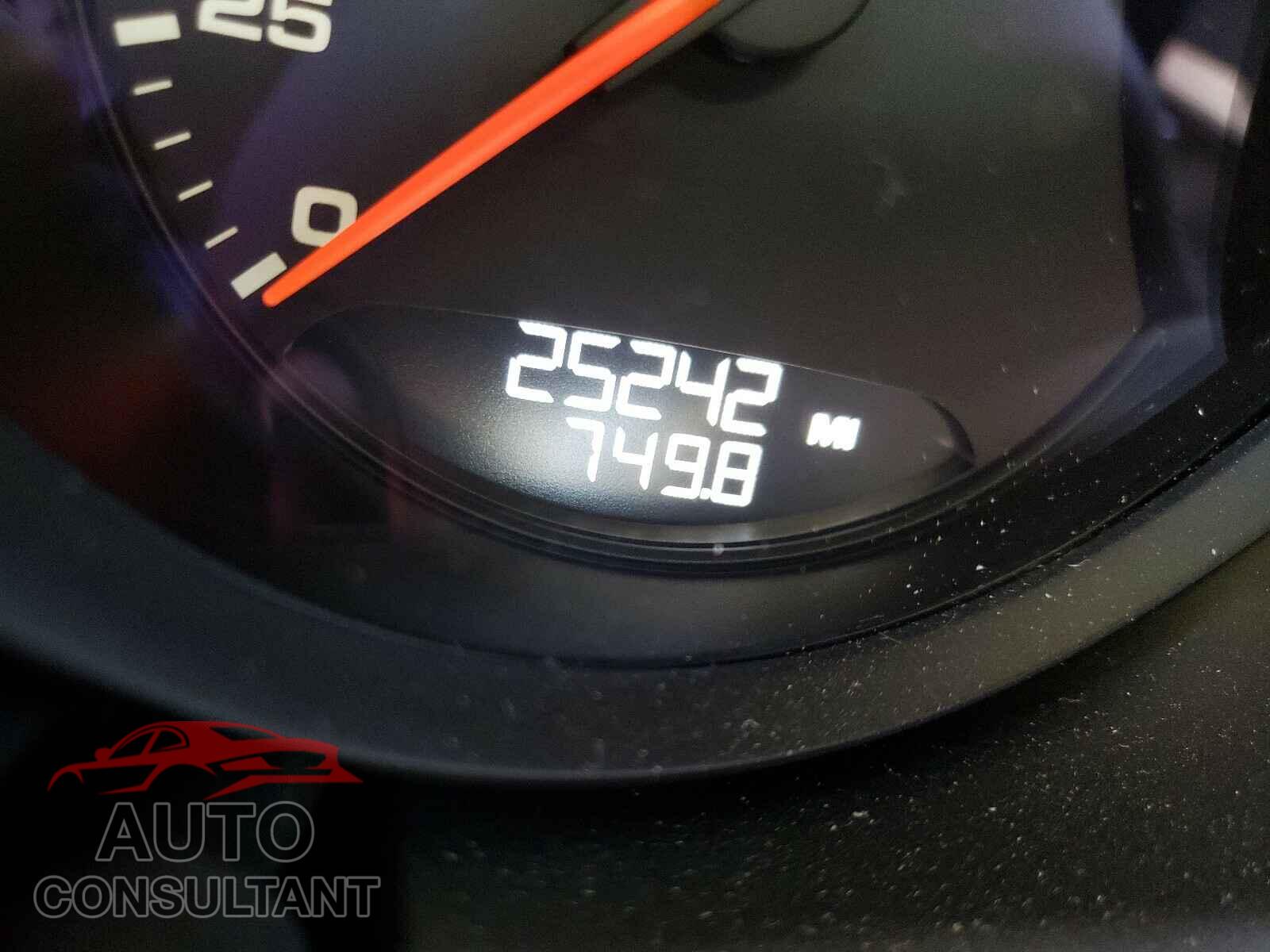 PORSCHE MACAN 2017 - WP1AB2A50HLB17221