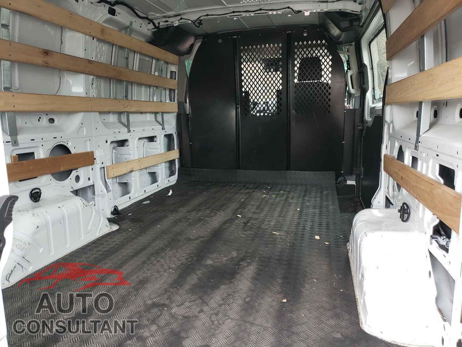FORD TRANSIT CO 2019 - 1FTYR1YM2KKB35008