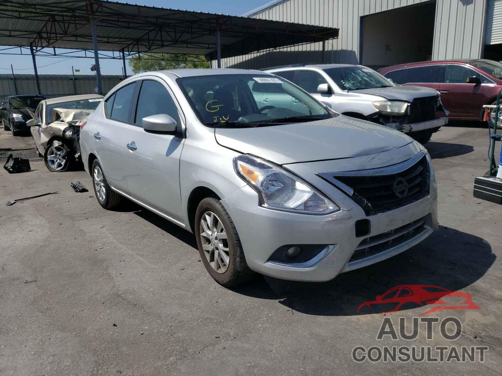 NISSAN VERSA 2018 - 3N1CN7AP2JL872089