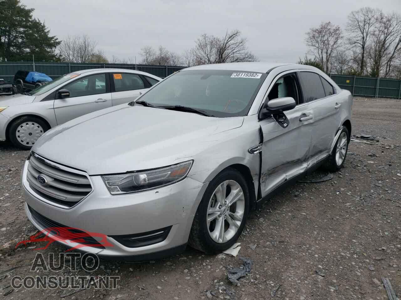 FORD TAURUS 2017 - 1FAHP2E80HG120995