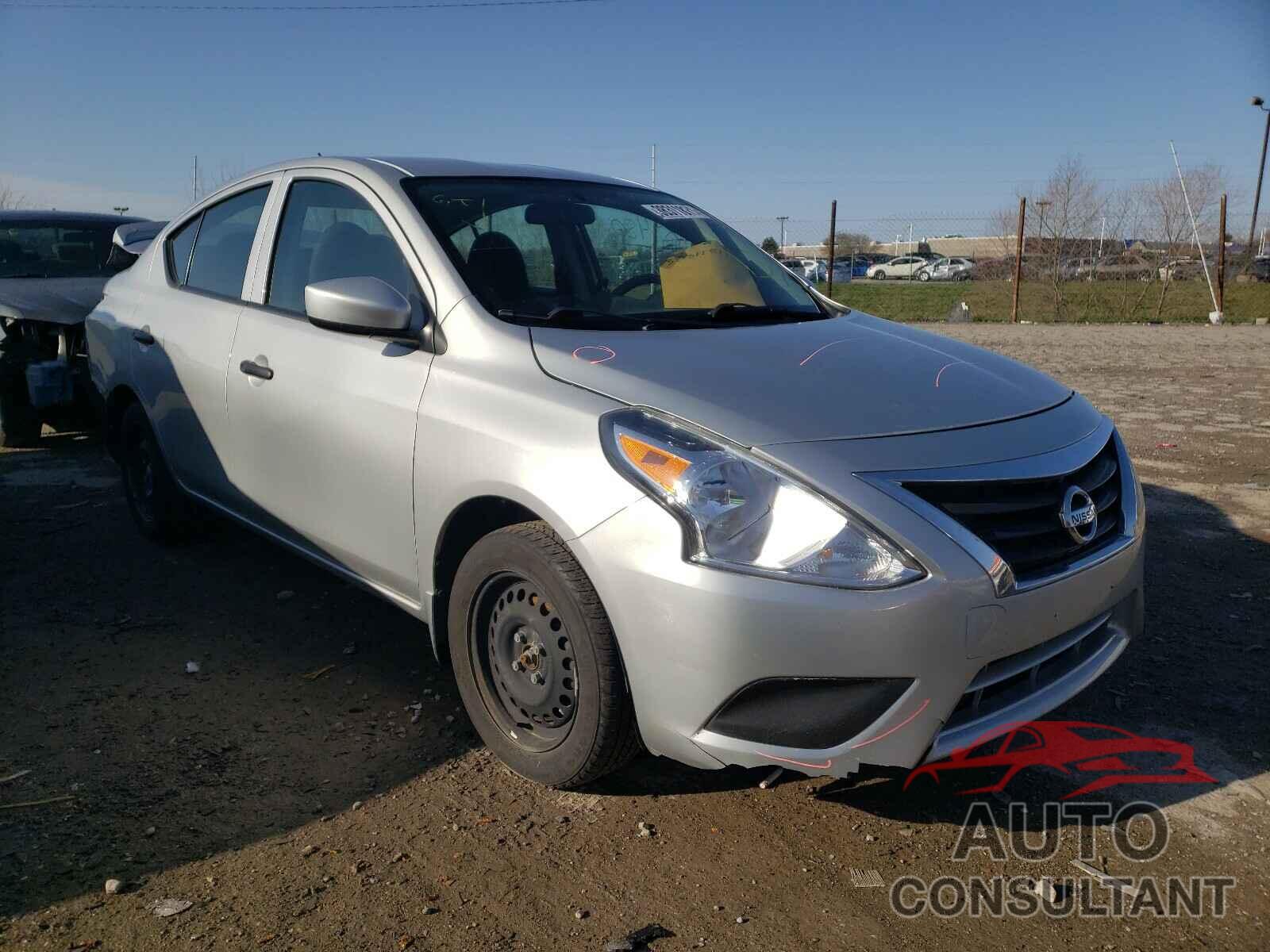 NISSAN VERSA 2017 - 3N1CN7AP8HL804860