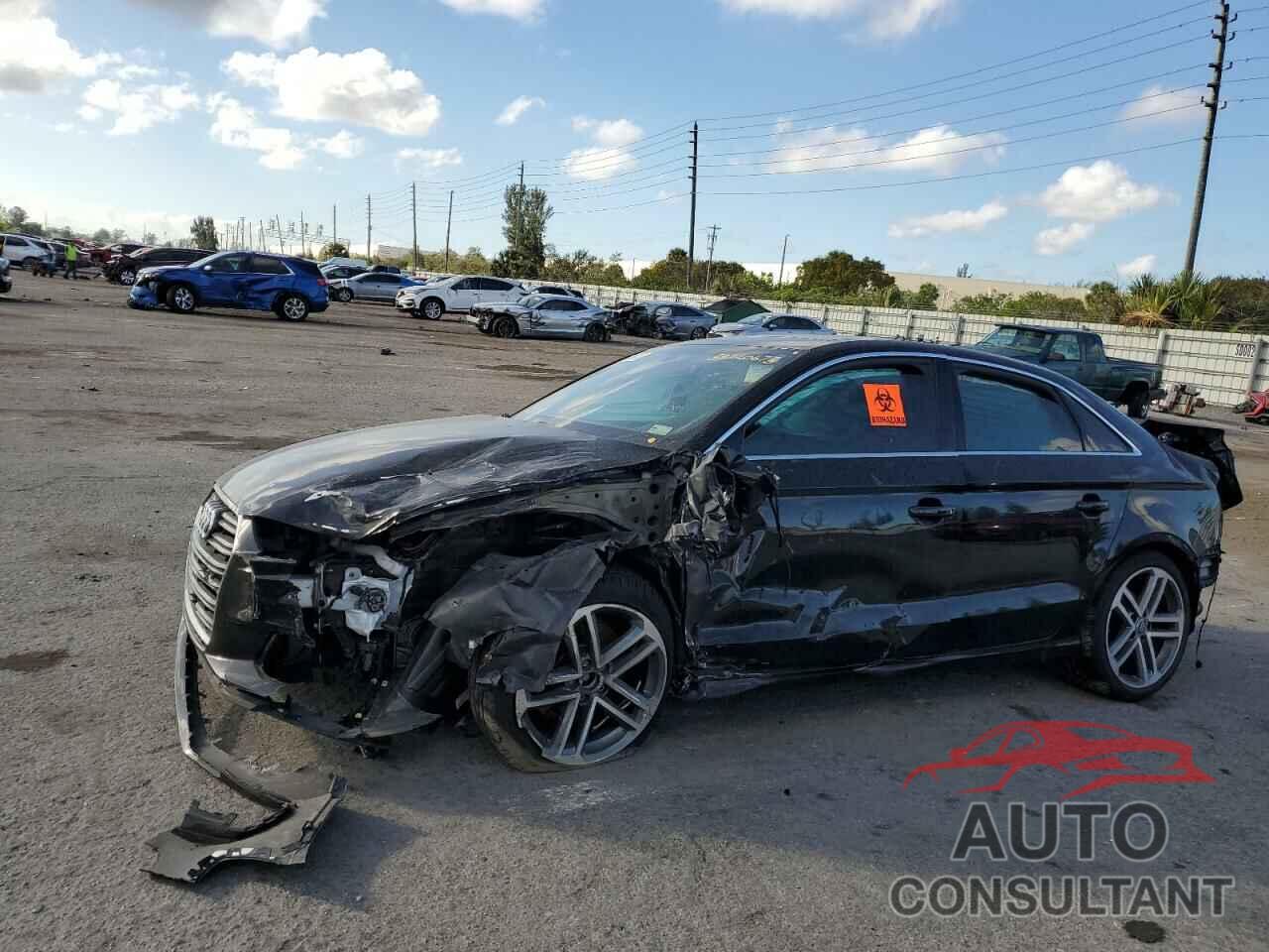 AUDI A3 2019 - WAUAUGFF0K1012138