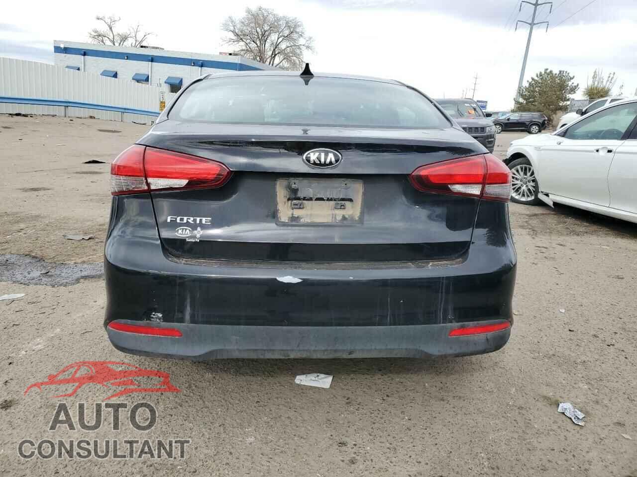 KIA FORTE 2017 - 3KPFK4A72HE028666