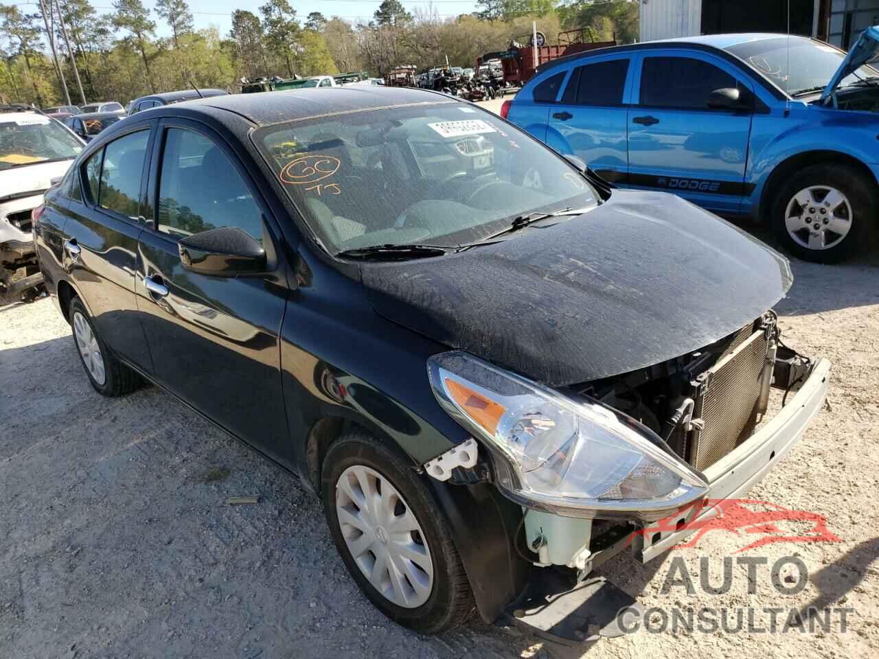 NISSAN VERSA 2019 - 3N1CN7AP9KL800145