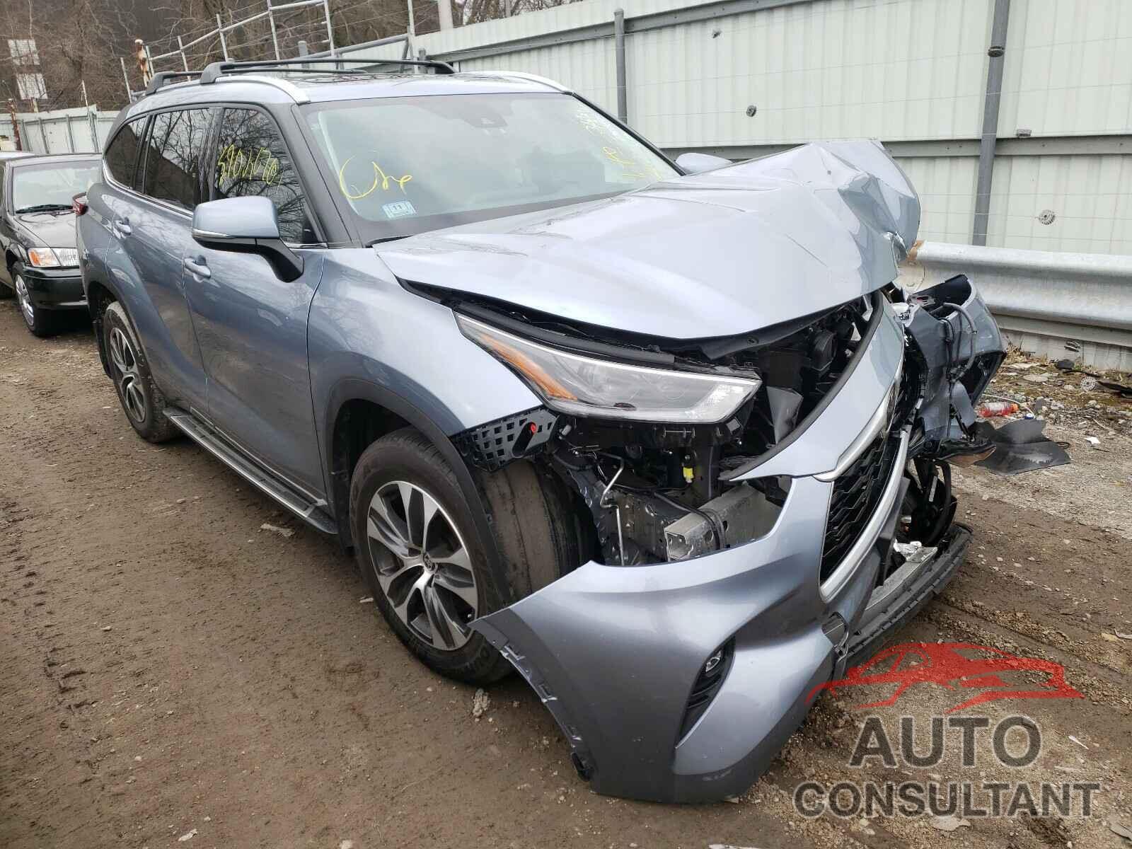 TOYOTA HIGHLANDER 2021 - 5TDGZRBH9MS057246