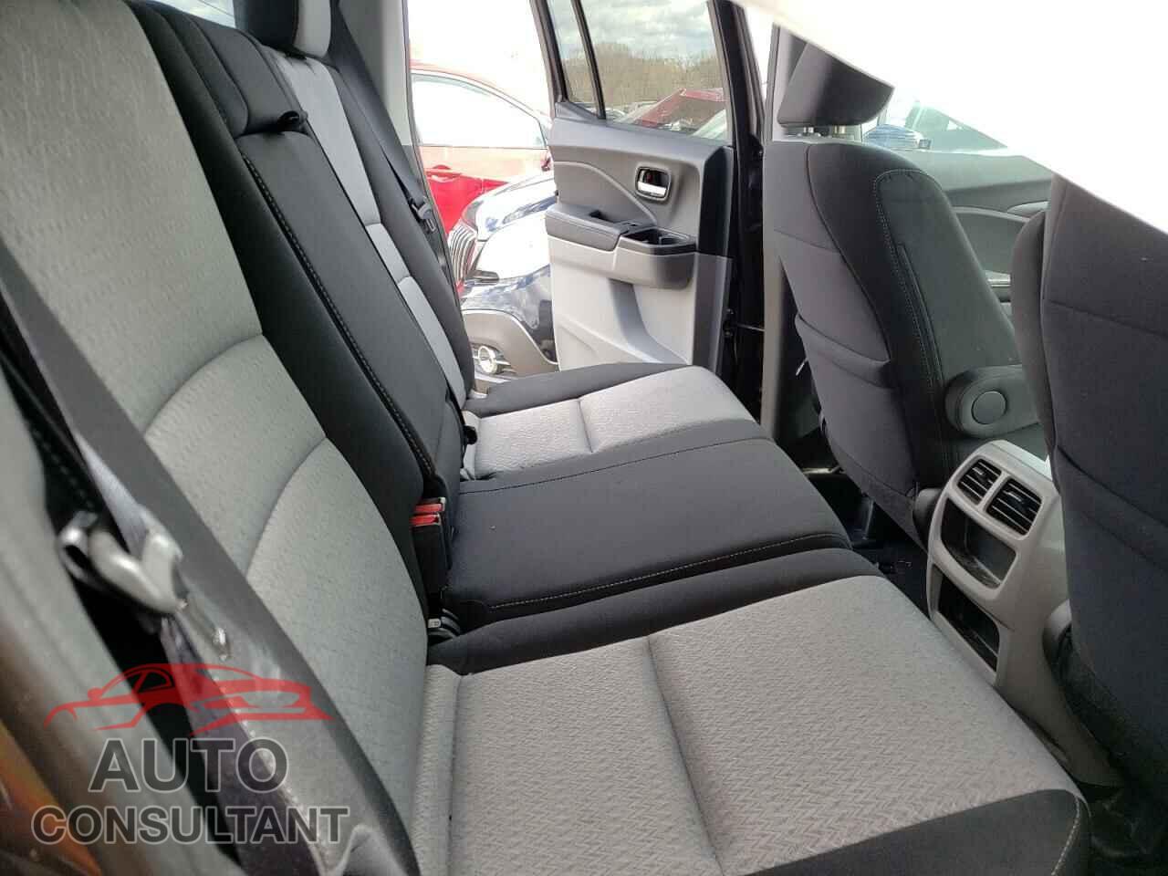 HONDA RIDGELINE 2017 - 5FPYK3F42HB022076