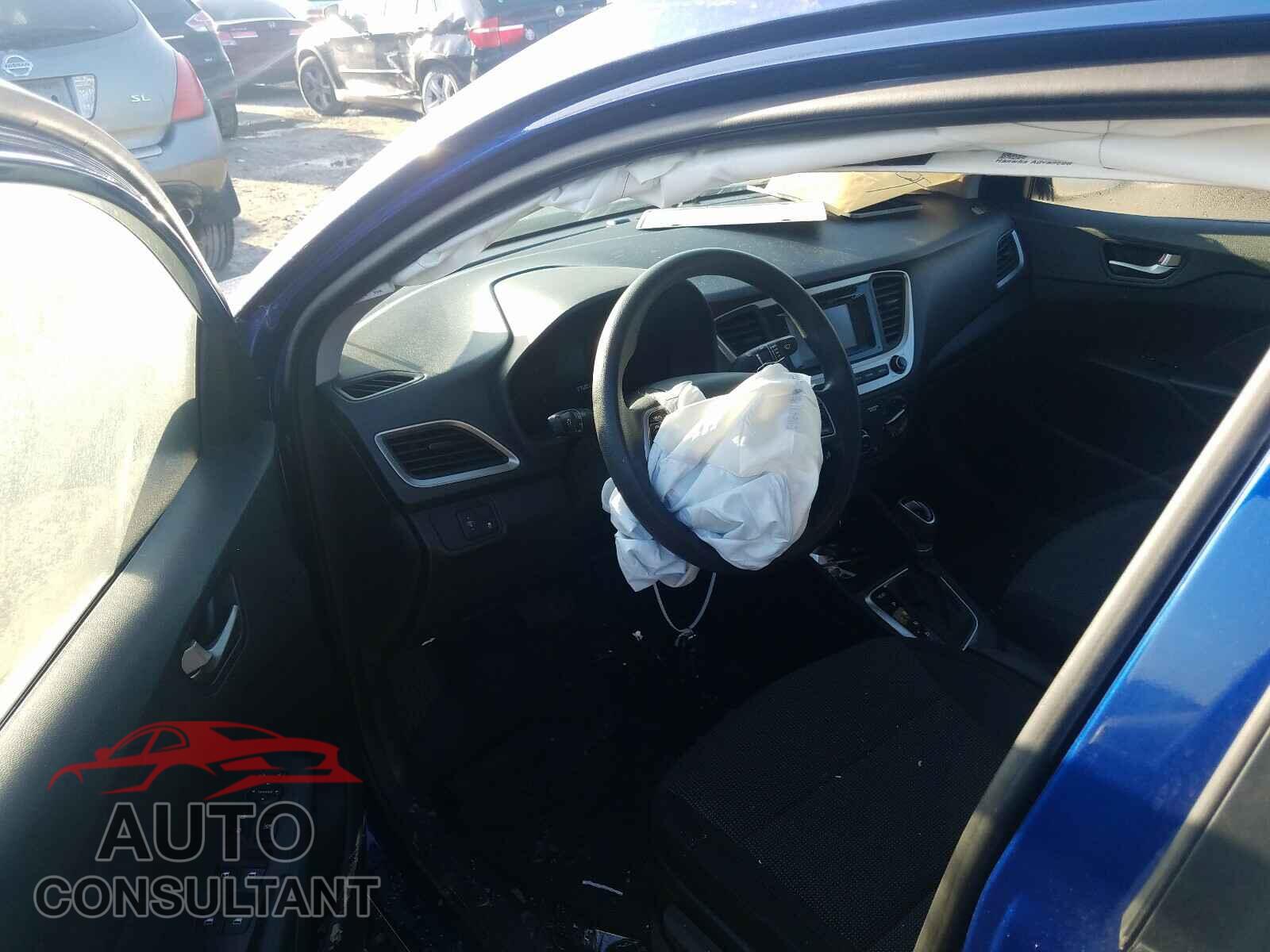 HYUNDAI ACCENT 2018 - 3KPC24A33JE032960