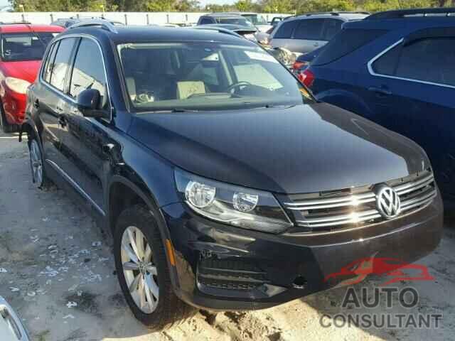 VOLKSWAGEN TIGUAN 2017 - WVGRV7AX7HW505745