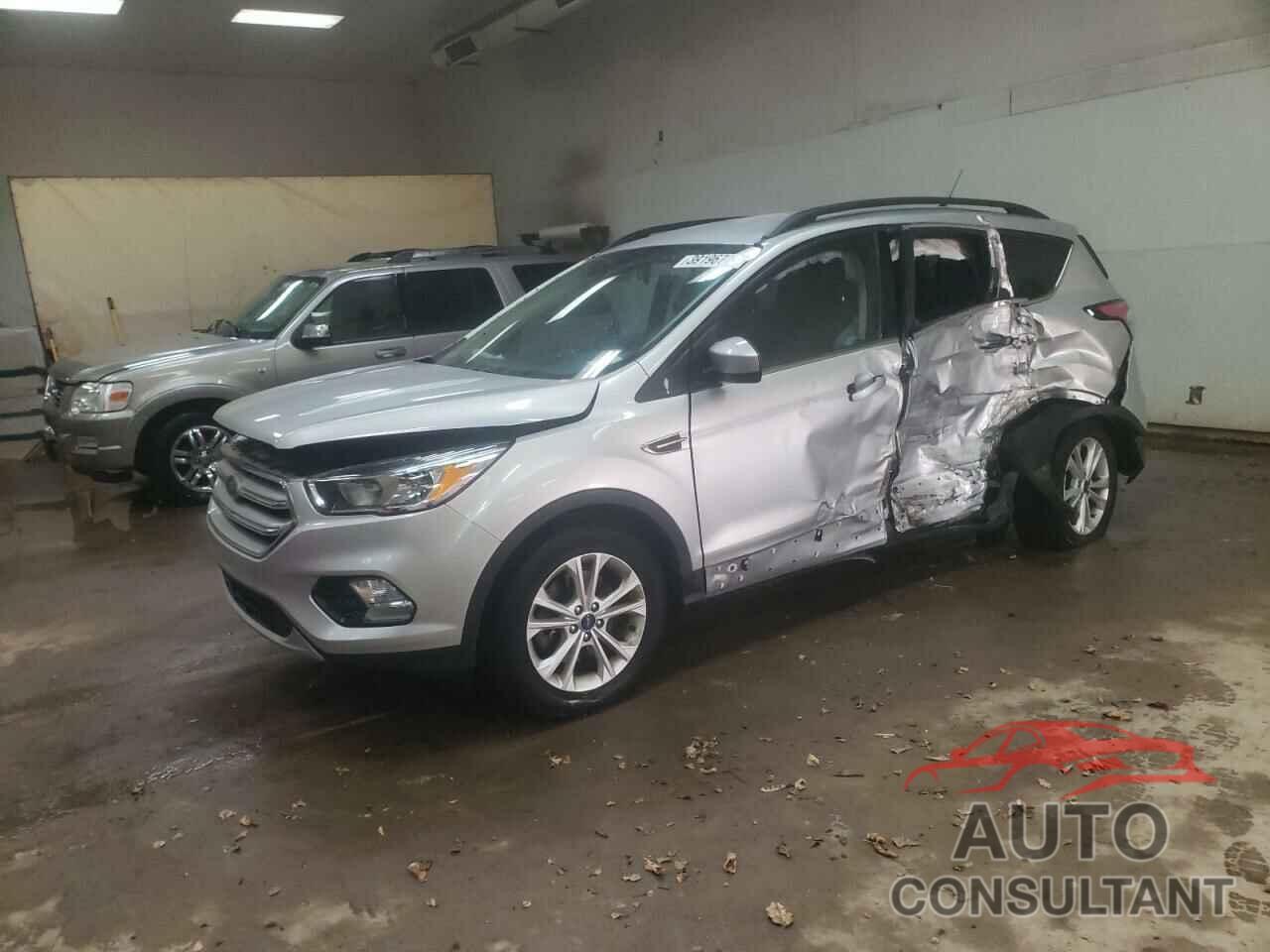 FORD ESCAPE 2018 - 1FMCU9GD2JUC75597