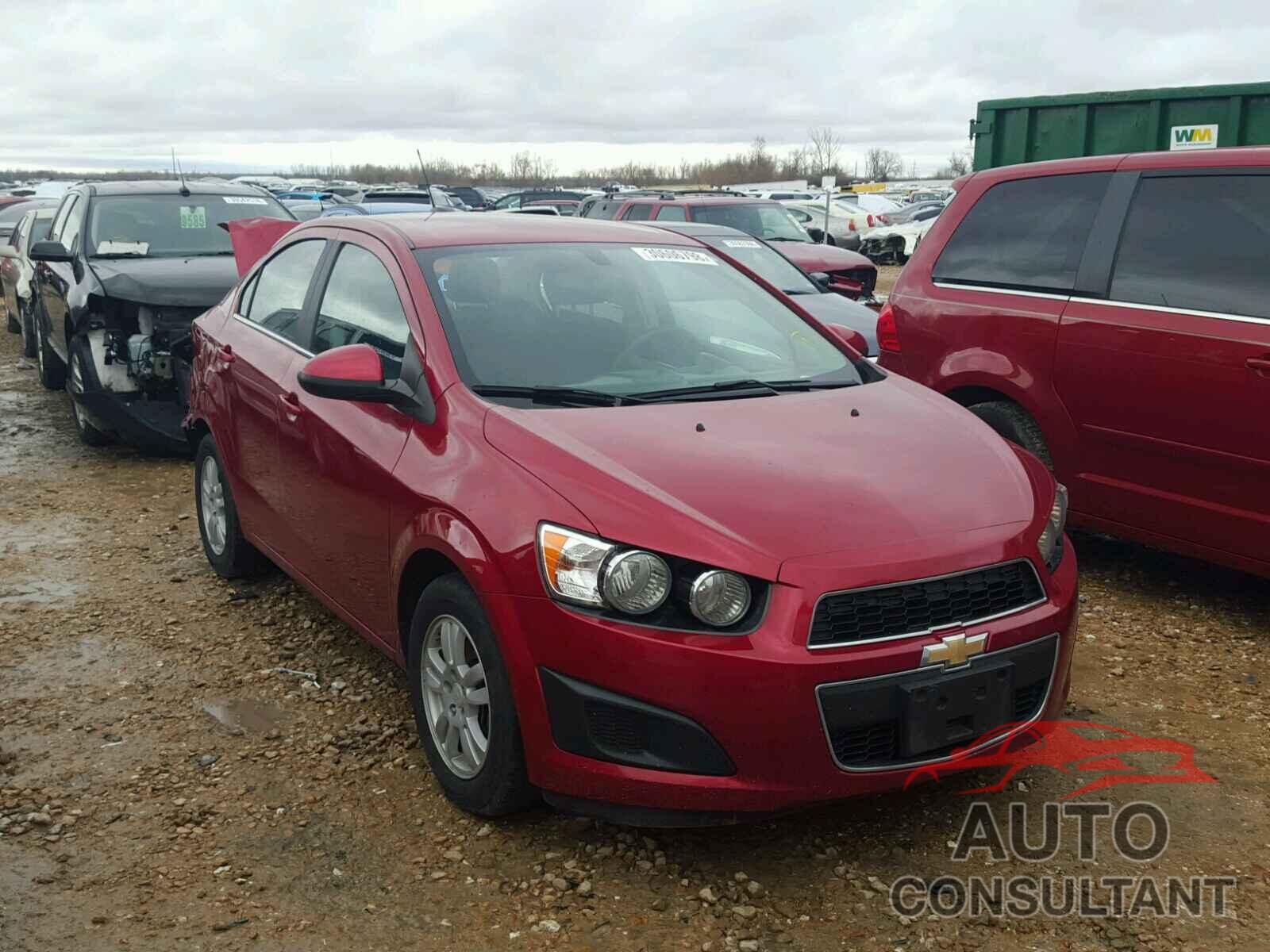 CHEVROLET SONIC 2015 - 1G1JC5SH8F4108162