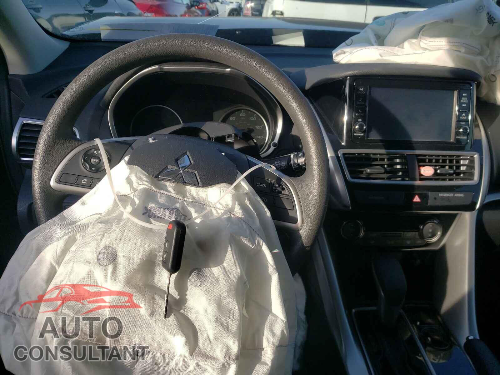 MITSUBISHI ECLIPSE 2018 - JA4AS3AA9JZ068456