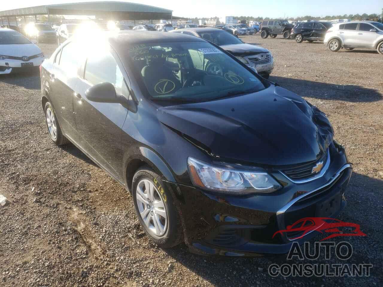 CHEVROLET SONIC 2017 - 1G1JB5SH3H4110391