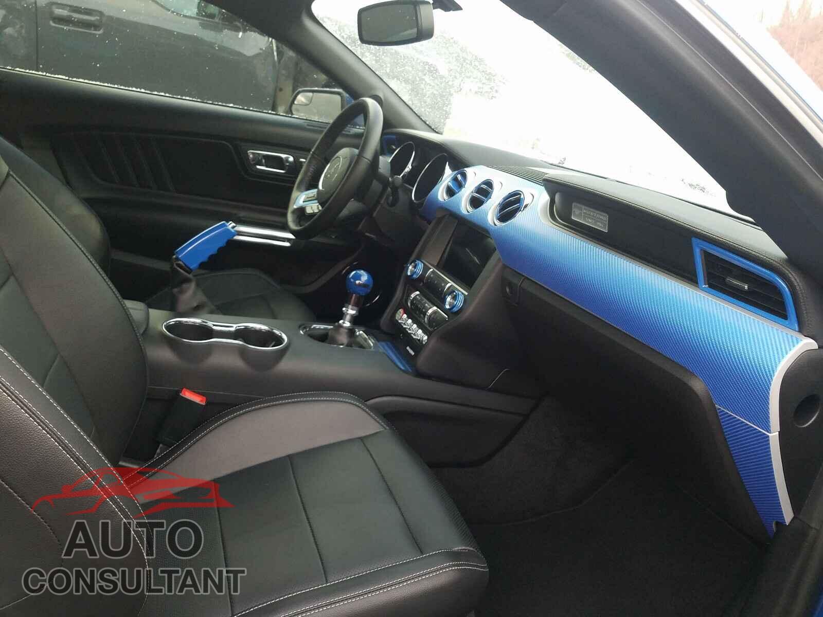 FORD MUSTANG 2017 - 1FA6P8CF8H5329456