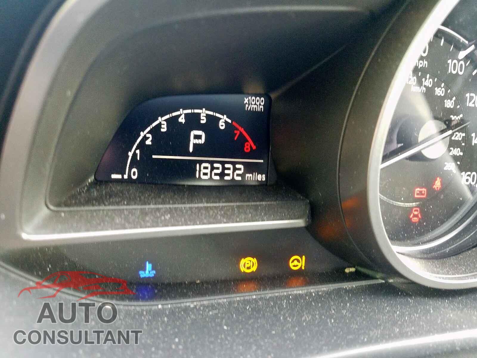 MAZDA 3 2018 - 1V2FR2CA6MC536776