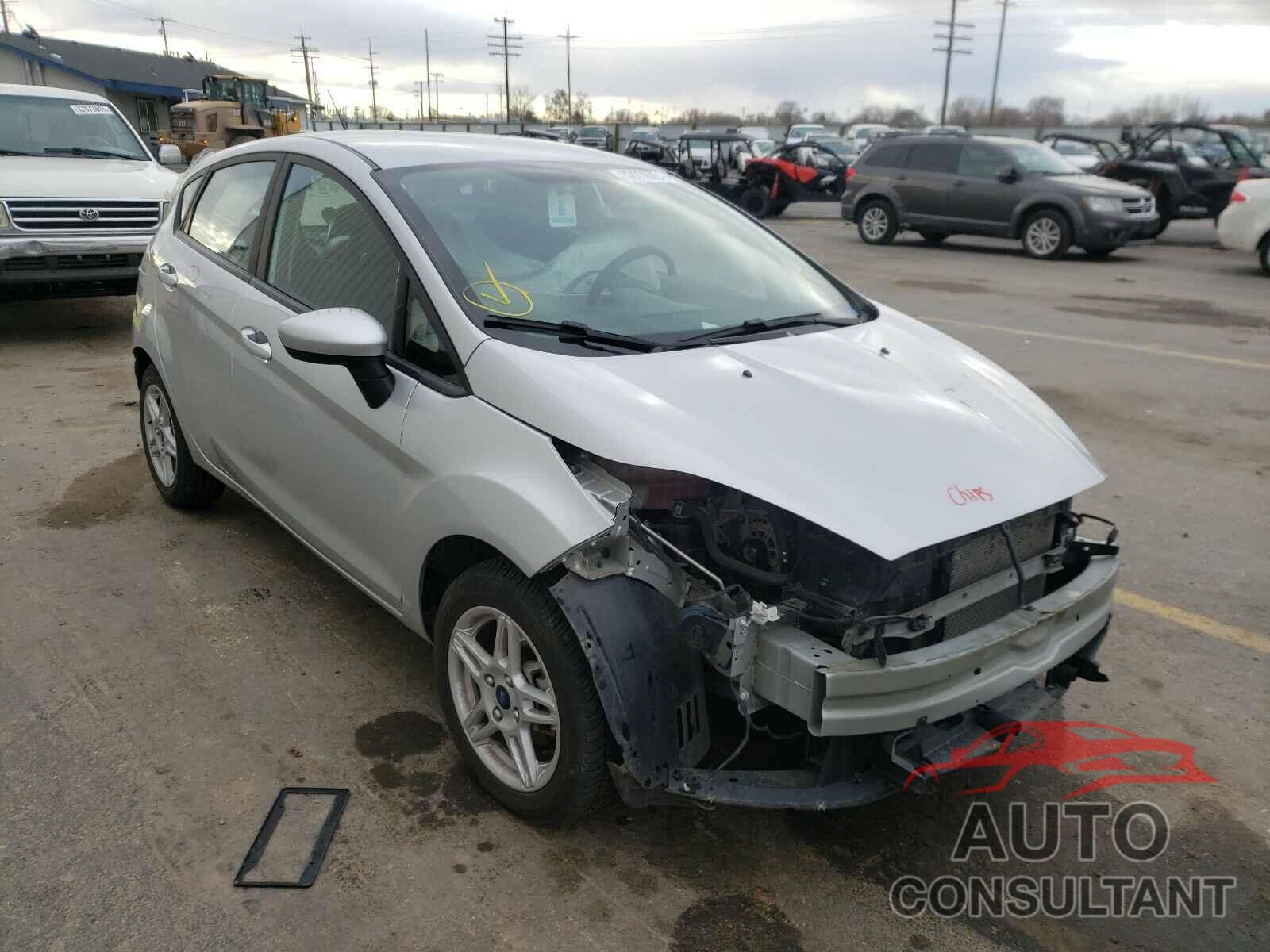 FORD FIESTA 2018 - 3FADP4EJ4JM128400