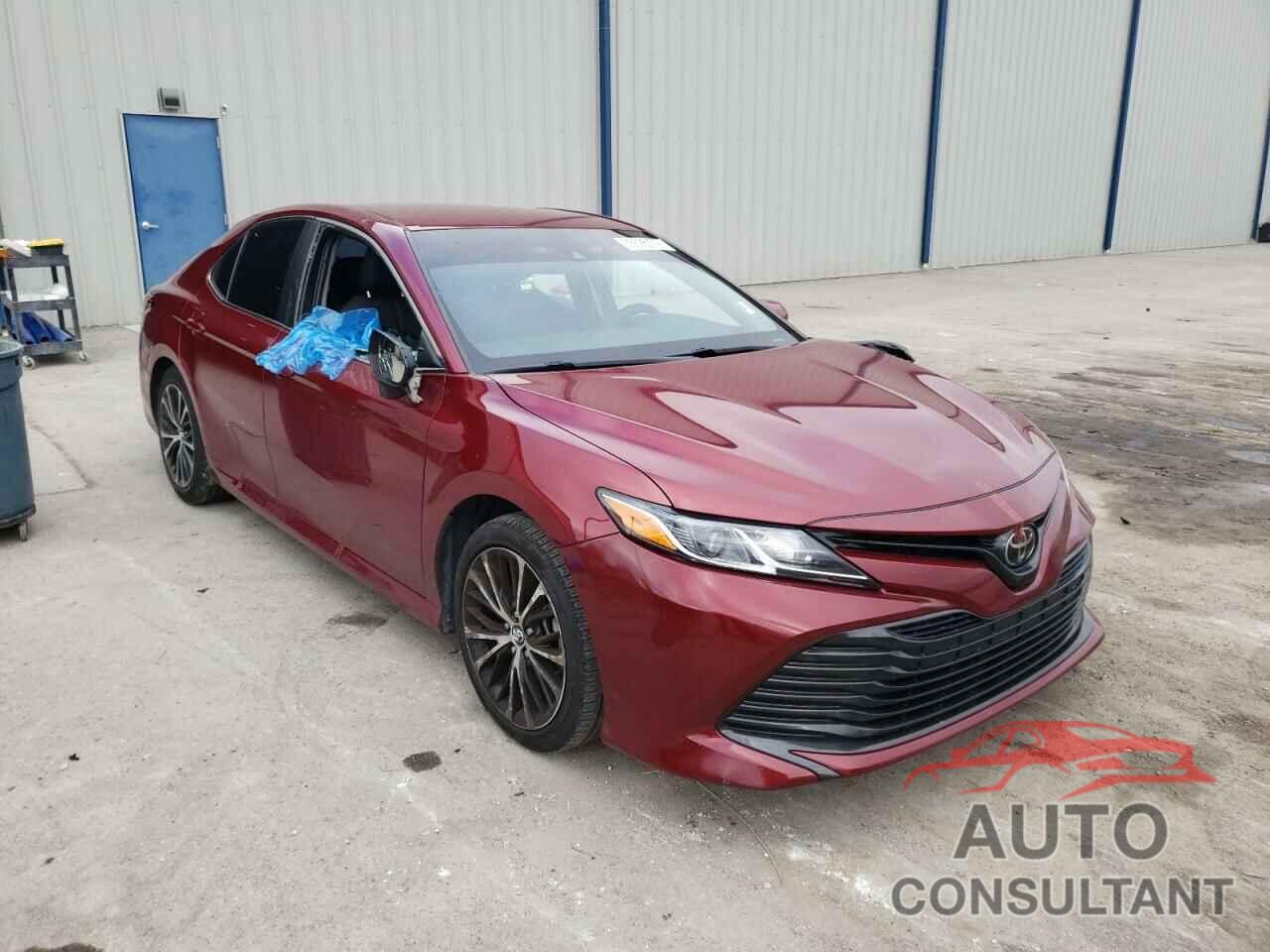 TOYOTA CAMRY 2018 - 4T1B11HK8JU515352