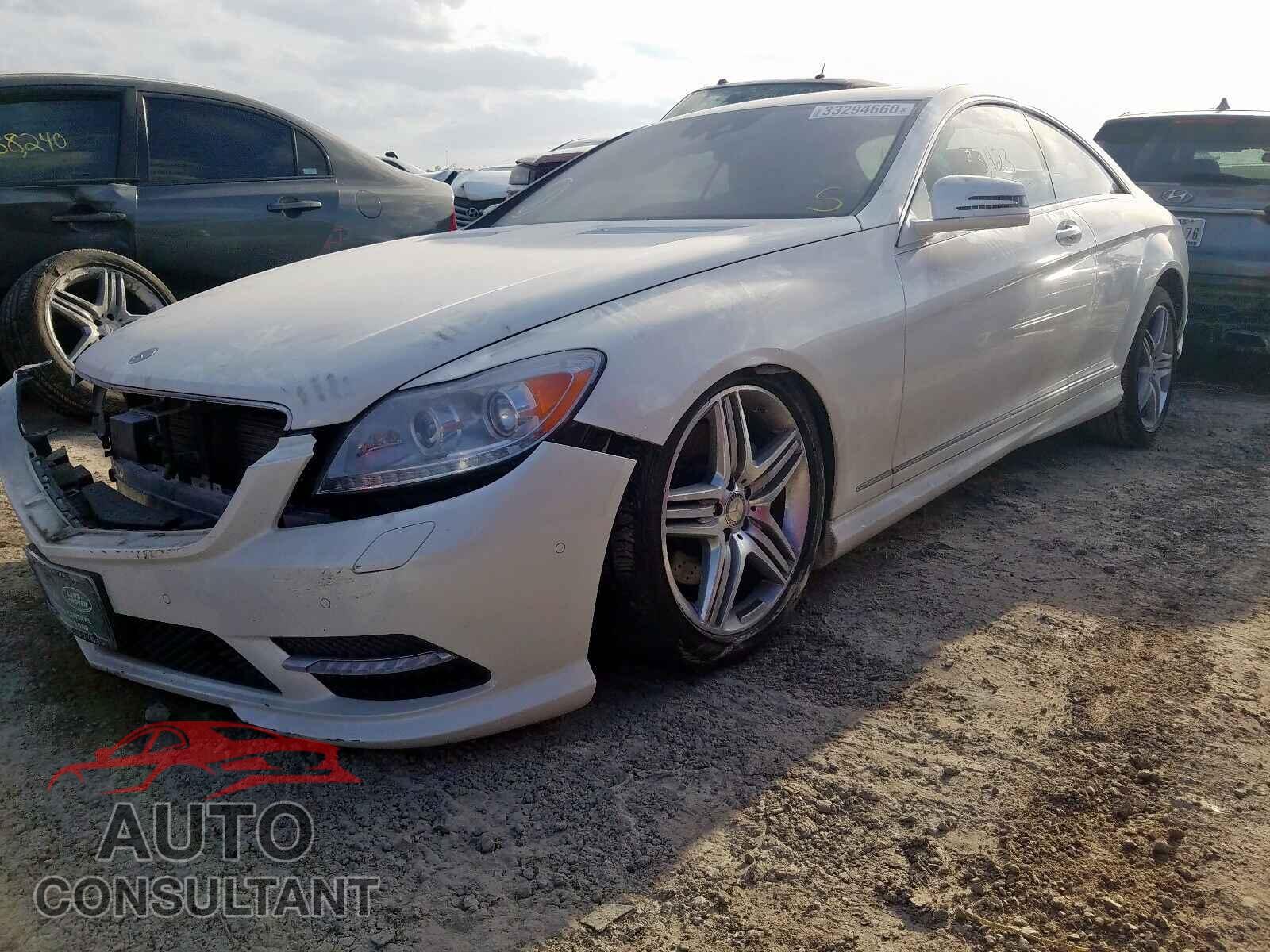 MERCEDES-BENZ C CLASS 2013 - WDDEJ9EB2DA031564