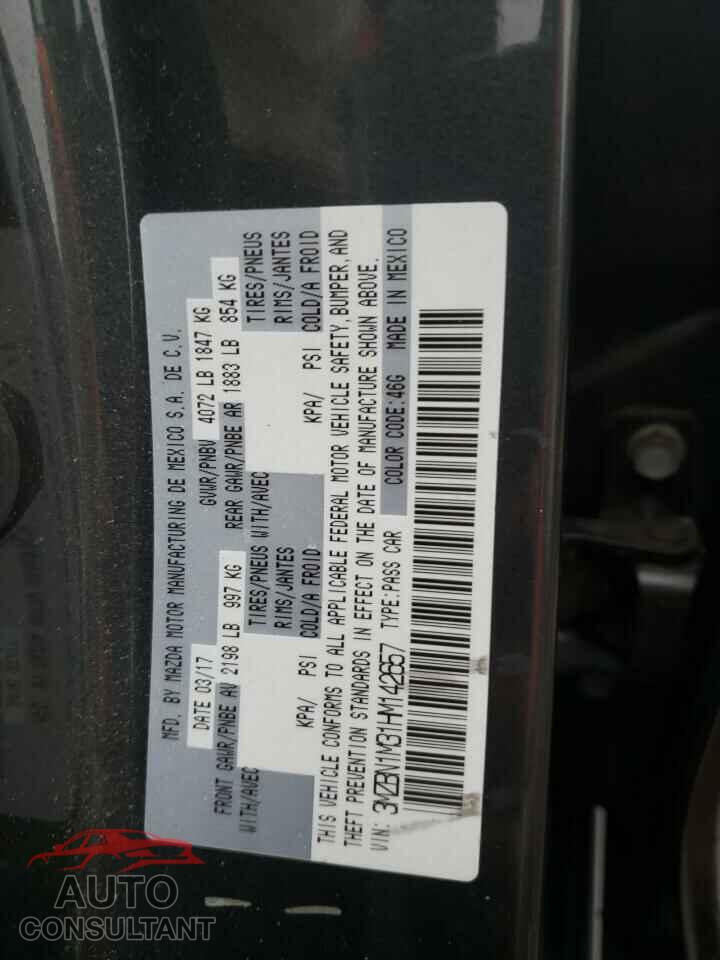 MAZDA 3 2017 - 3MZBN1M31HM142657